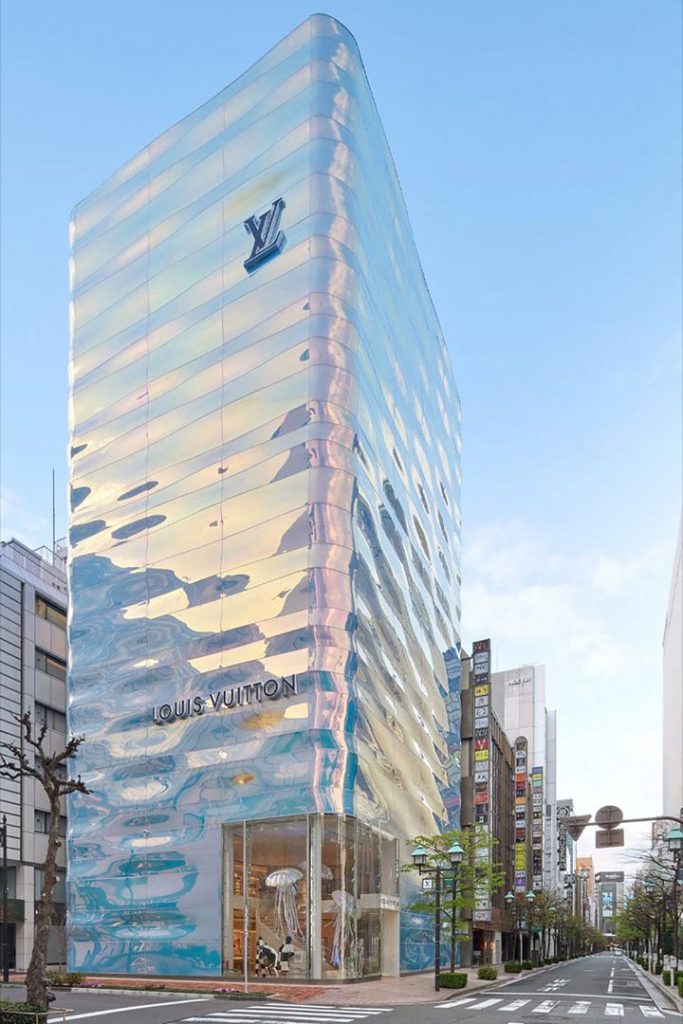 Una monumental nueva tienda de moda en Tokio – PuroDiseño