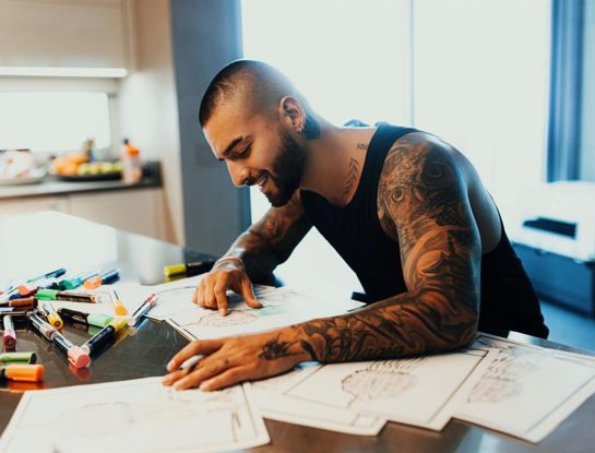 Maluma diseña una colección para Balmain (felices los 2)