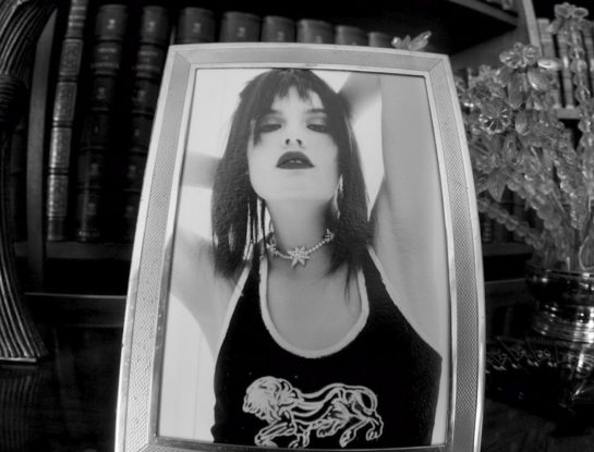 Mirá el teaser "de película" y el film de la colección Crucero de Chanel