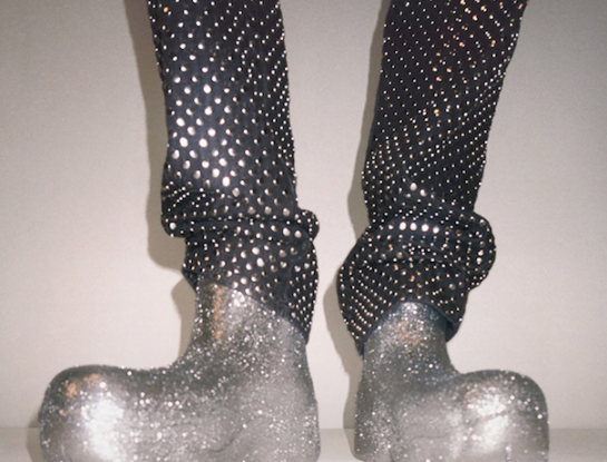 Esta es la colección de zapatos más extravagante y viral del momento