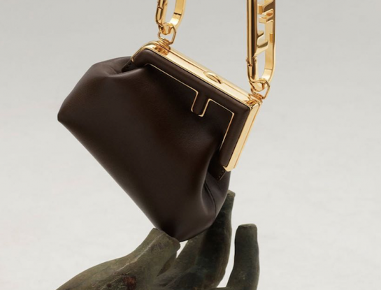 Estas son las dos nuevas carteras tendencia de diseño de accesorios 2021