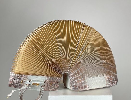 Felix Semper revive el arte pop a través de esculturas de papel en movimiento