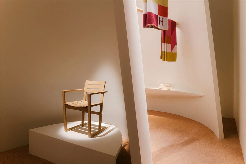 Una silla de Hermès Home Collection estrenada en la semana del diseño de Milán. 