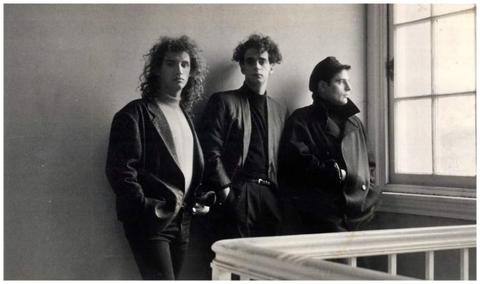 Soda Stereo en 1988, en una imagen promocional del álbum "Doble vida". 
