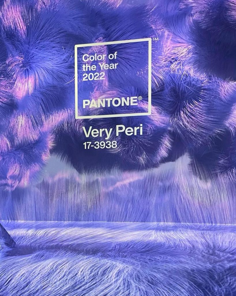 La presentación del Very Peri como Color 2022 de Pantone junto con @artechouse. 