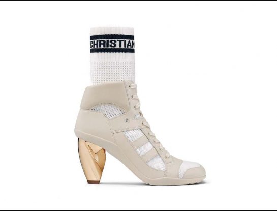 Dior evoca la moda de los 60 con su nueva bota deportiva y fashionista "D-Zenith"