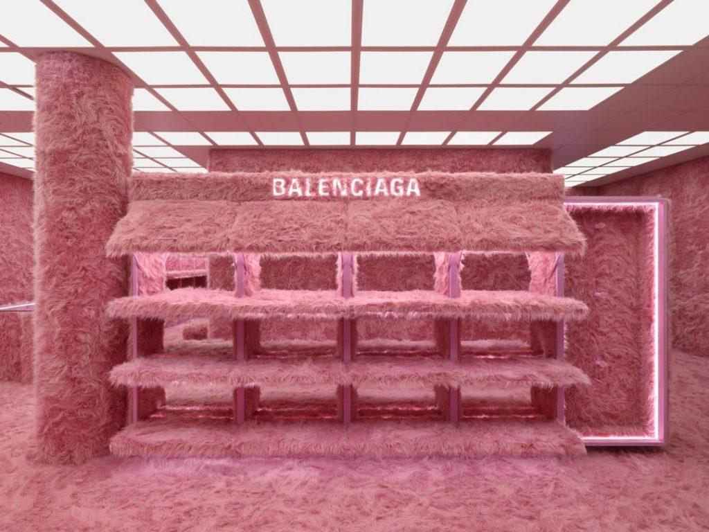 La vie en rosa según Balenciaga. Foto: Fotonoticias. 