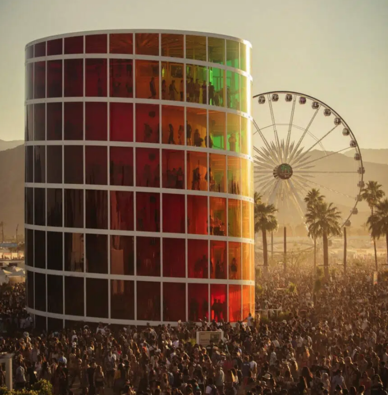 La Torre de Coachella, un símbolo del festival en Indio, California, Estados Unidos. 