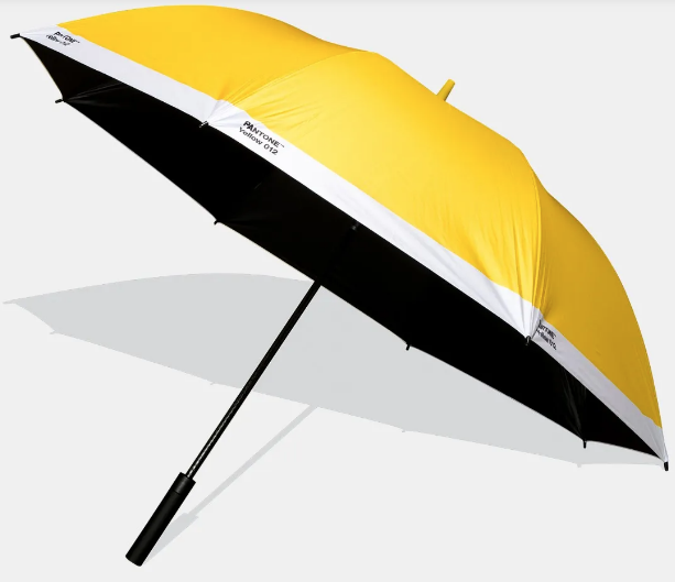 El paraguas amarillo de Pantone. 