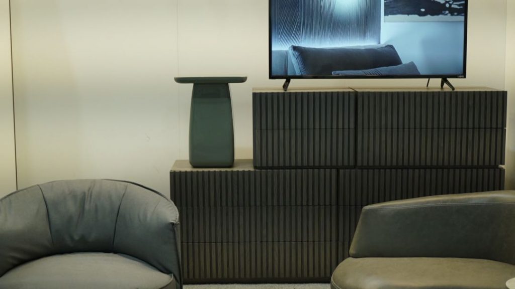 MATRIZ Design diseña y produce colecciones exclusivas de muebles contemporáneos.