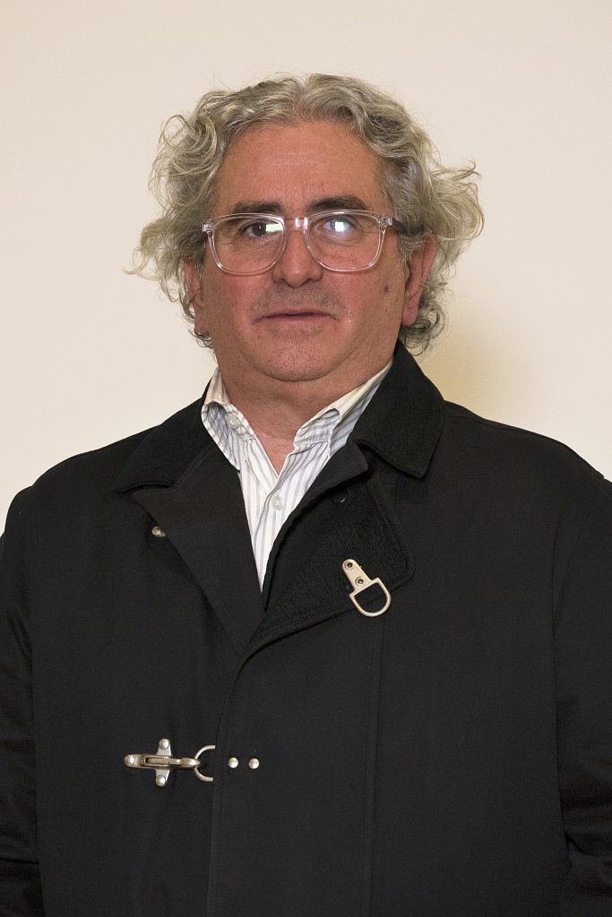 El arquitecto Julio Oropel, del comité curador de Puro Diseño 2022. 
