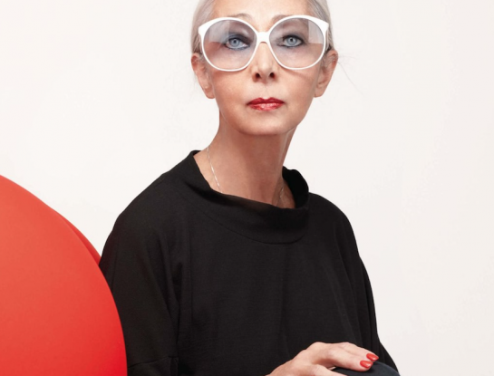 Retrato de Rossana Orlandi, la dama del diseño italiano premiada en Milán