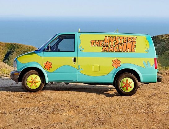 Recrearon la van de Scooby Doo para cumplir el sueño de viajar en ella