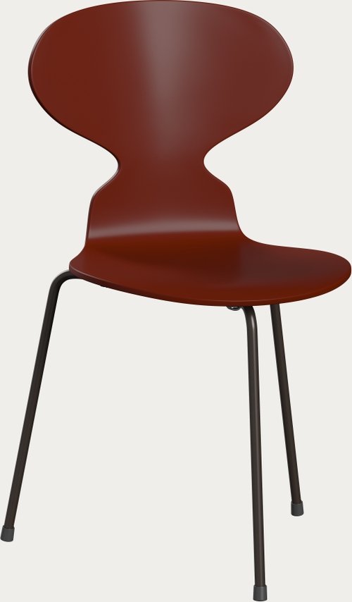 La silla Hormiga, identificada con la forma de una hormiga con la cabeza levantada. 