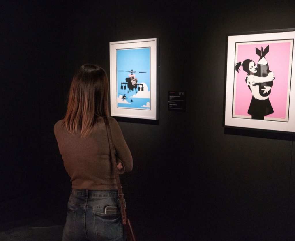 “Banksy. Genius or Vandal?” incluye vídeos, fotografías, experiencia de realidad virtual (VR). 