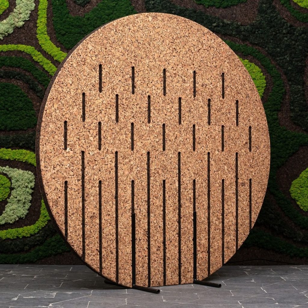 Paneles acústicos ECO, diseñados por Toni Grilo, director creativo de la compañía, para la nueva colección 2022 de Blackcork.