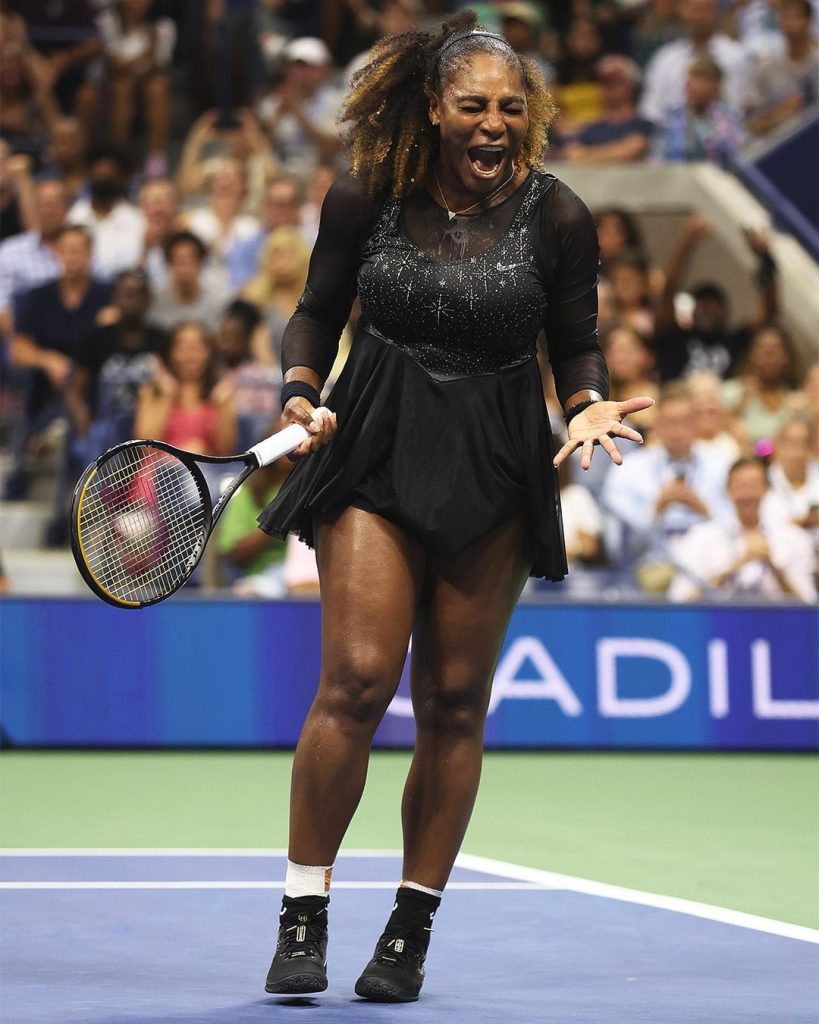 La falda de Serena Williams tiene seis capas en alusión a las seis ocasiones en las que ganó el US Open. 