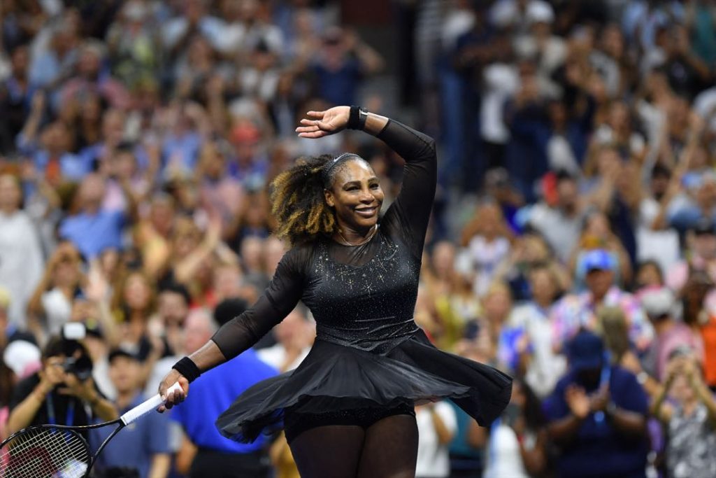 Serena Williams tiene el look del US Open 2022, con un diseño de NIke inspirado en los trajes de competición de las bailarinas artísticas. 