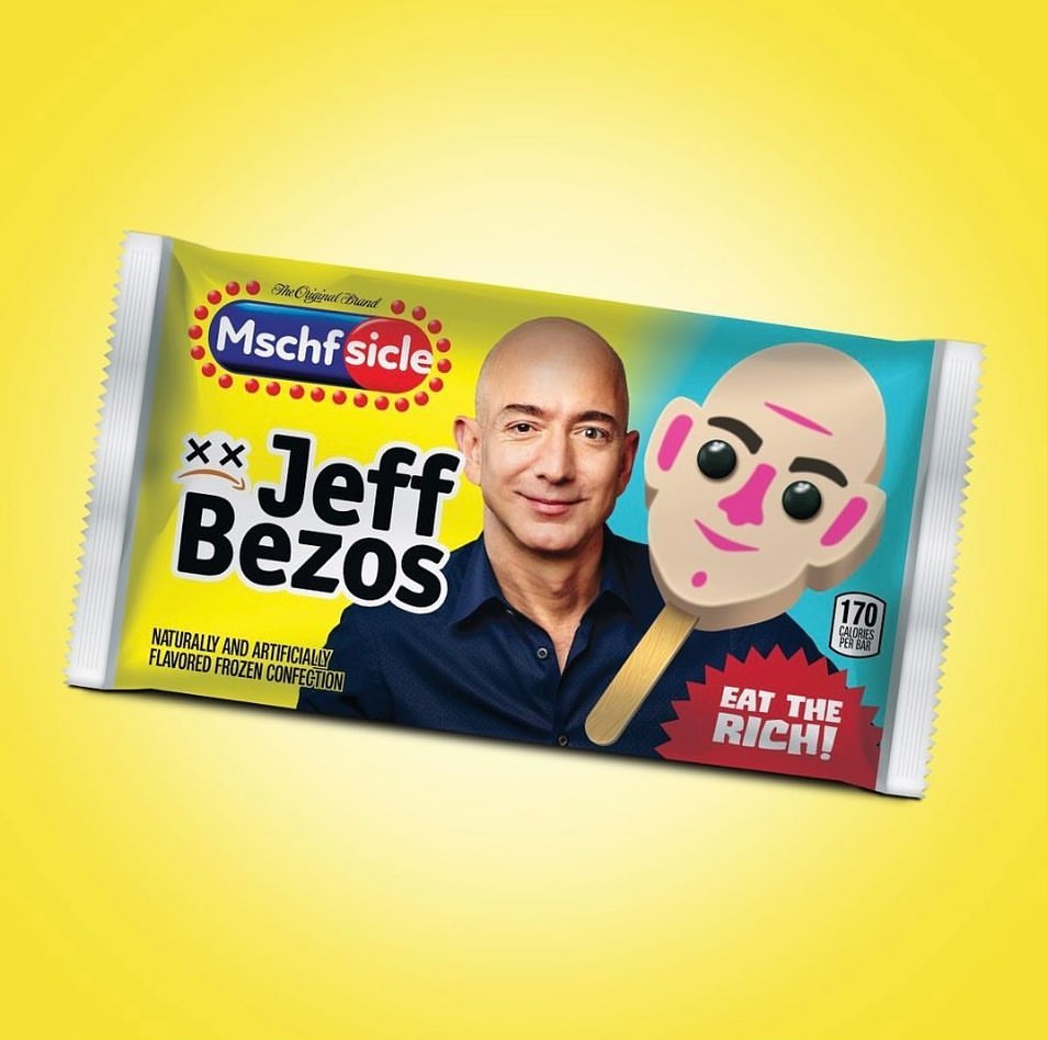 Jeff Bezos de Amazon en el helado palito de MSCHF. 