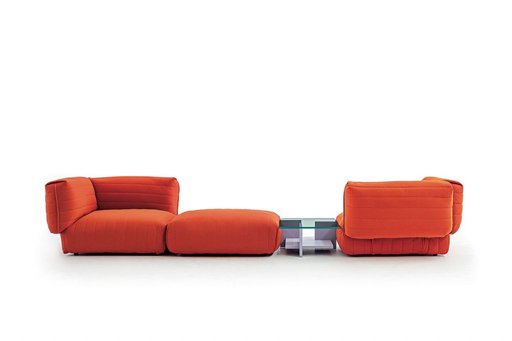 Los muebles modulares, como el sofá Anorak, diseño de Patricia Urquiola para Moroso, marcan tendencia.