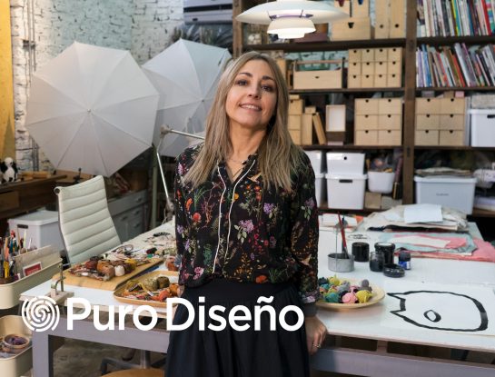 Puro video: retrato de Adriana Torres, una artista en su taller de las maravillas