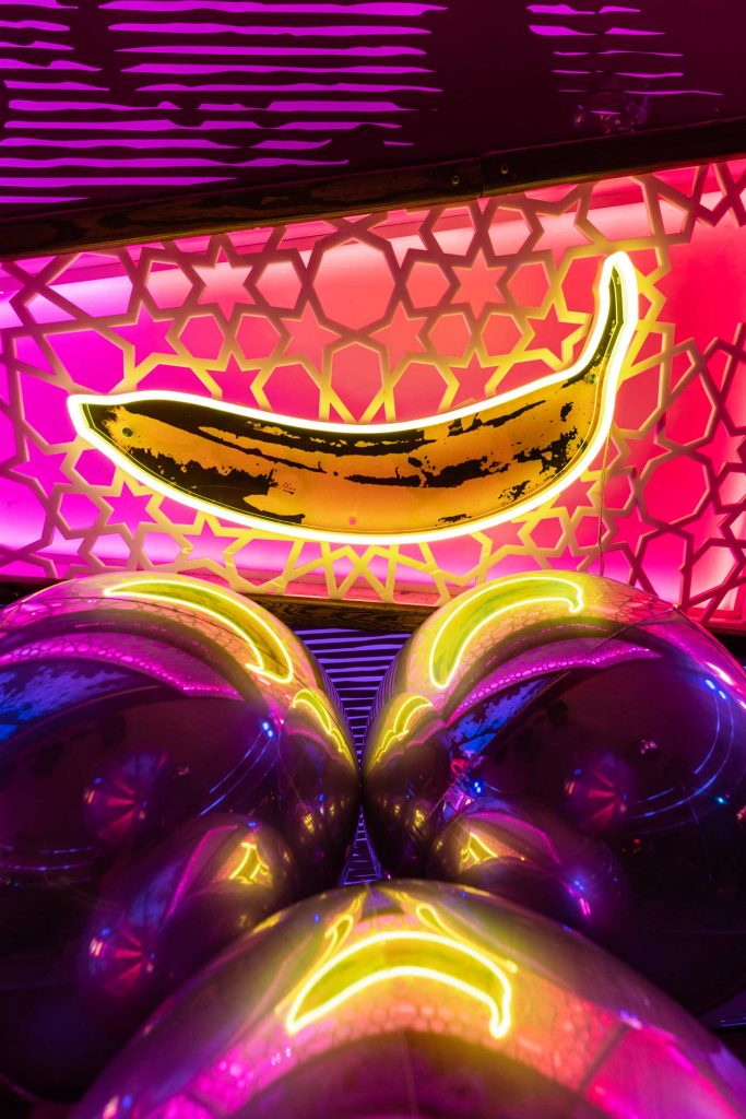 La icónica banana de arte pop en la colección Yellowpop x Andy Warhol. 