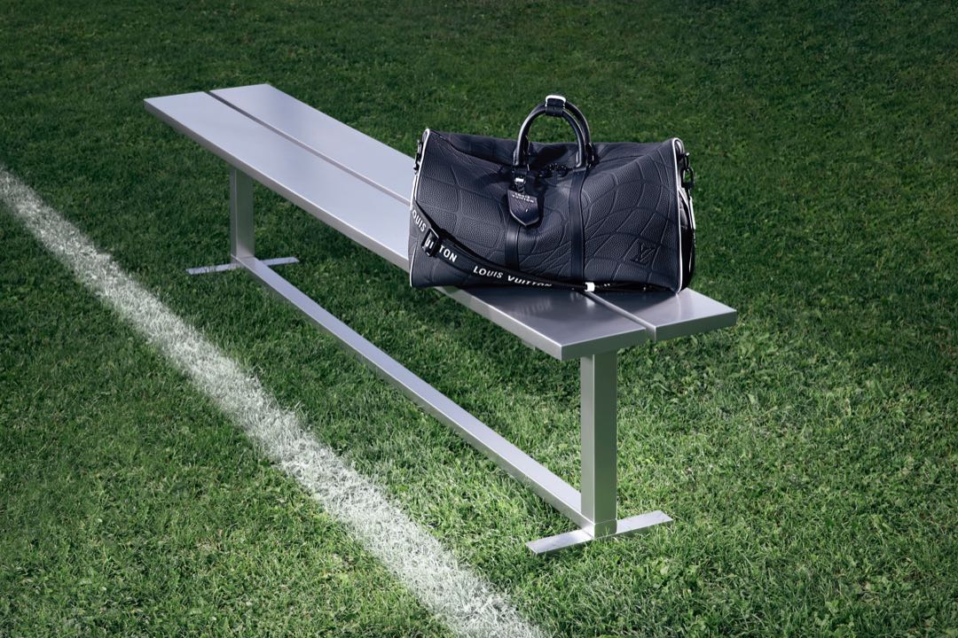 Así es el baúl de Louis Vuitton que transporta la Copa del Mundo - Tikitakas