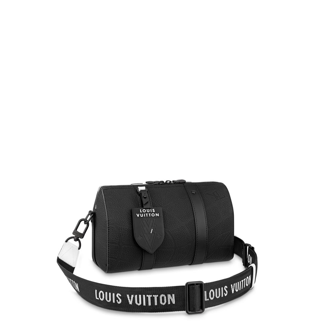 Un baúl de Louis Vuitton con la historia de los mundiales se