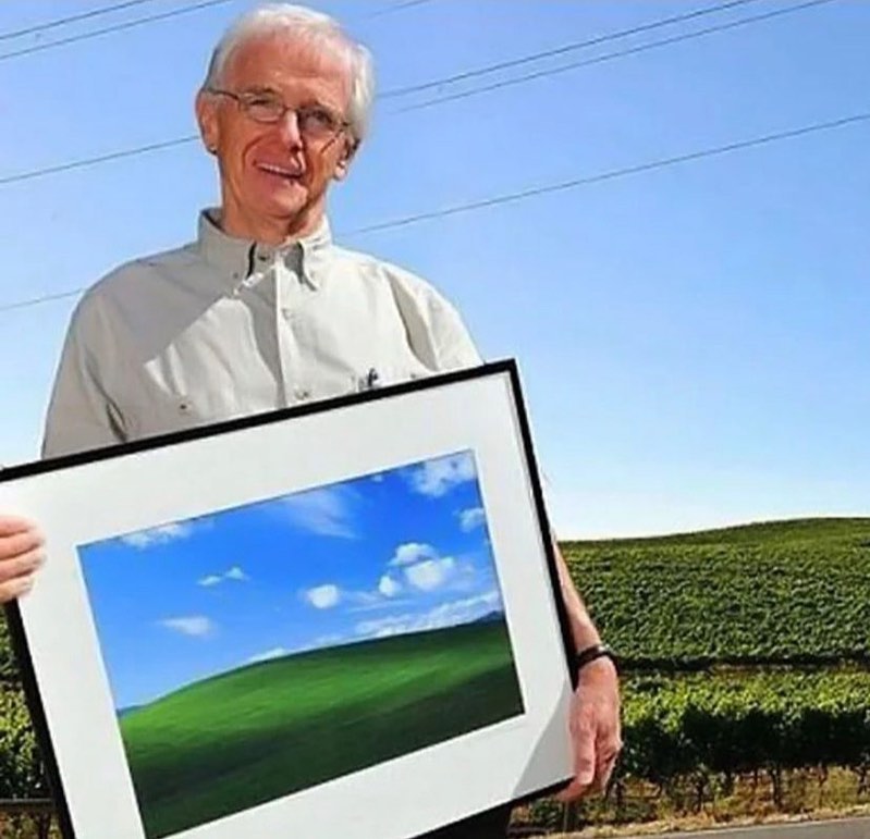 Charles O’Rear tomó la foto de la colina verde de Windows en 1996. 