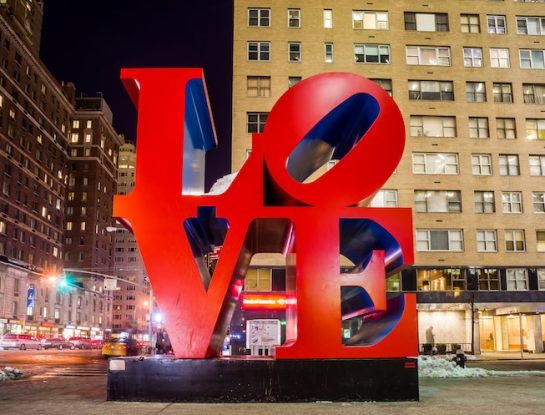 San Valentín, arte y diseño: 7 datos sobre la escultura LOVE