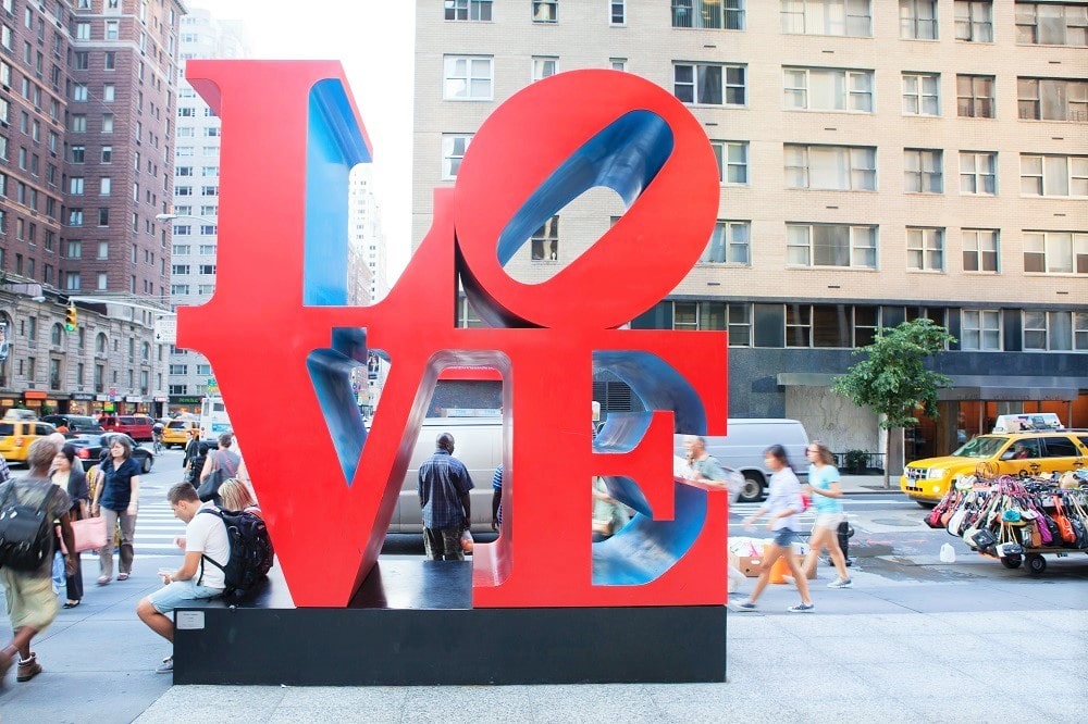 La escultura LOVE se convirtió en otro ícono de Nueva York. 