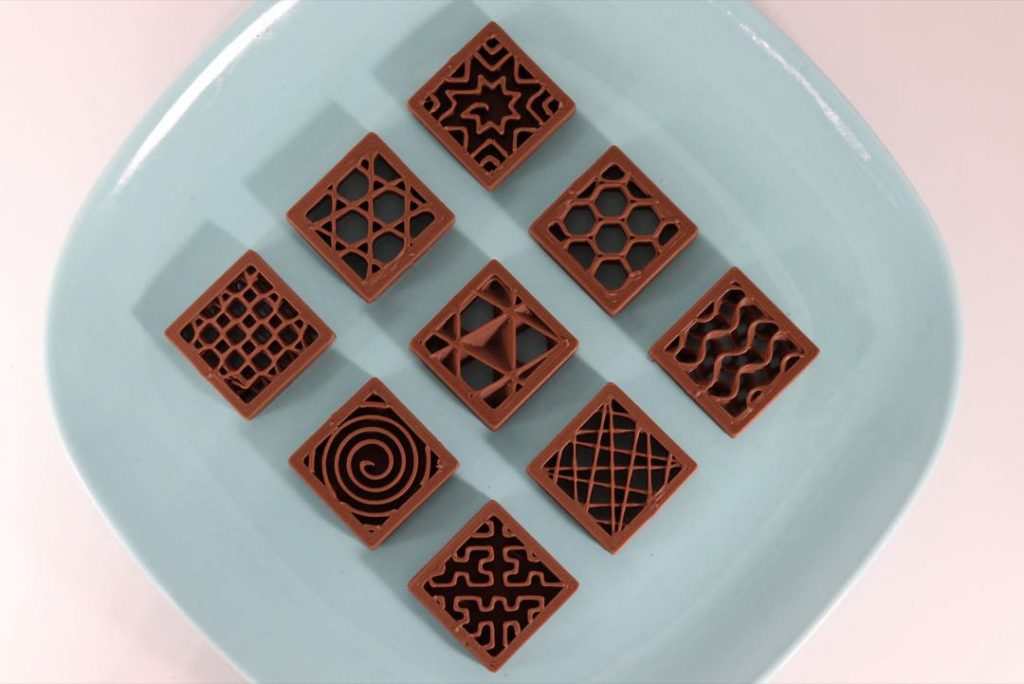La impresora 3D Cocoa Press emplea cartuchos de 70 gramos de un chocolate especial.
