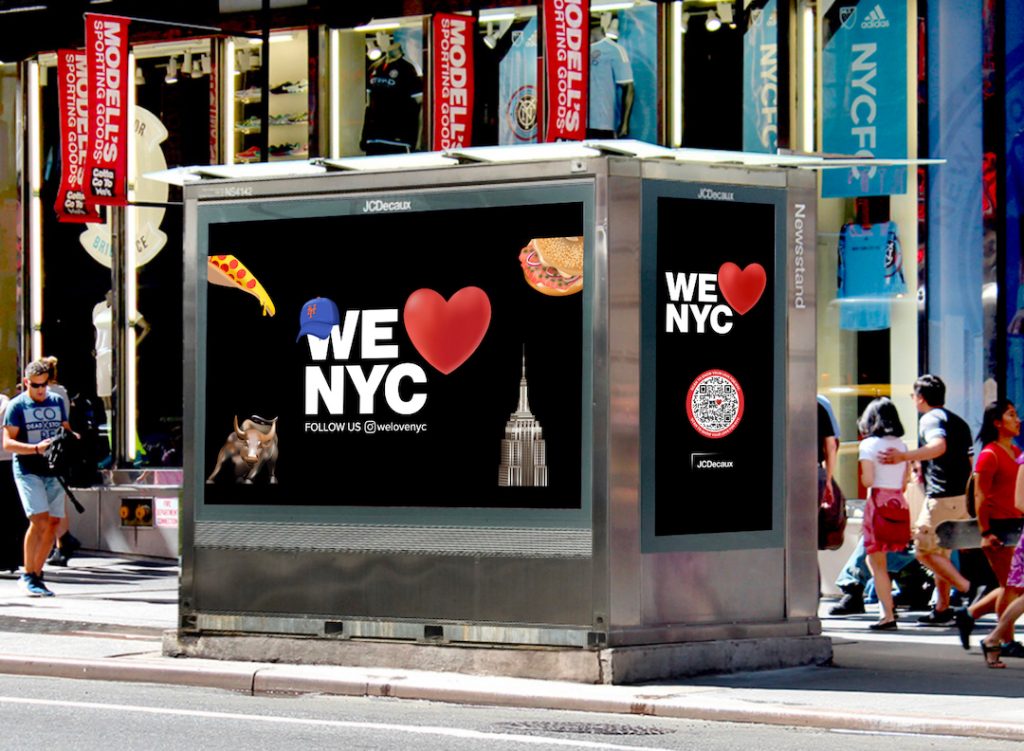 El nuevo logotipo de We Love NYC, con emojis alrededor. 