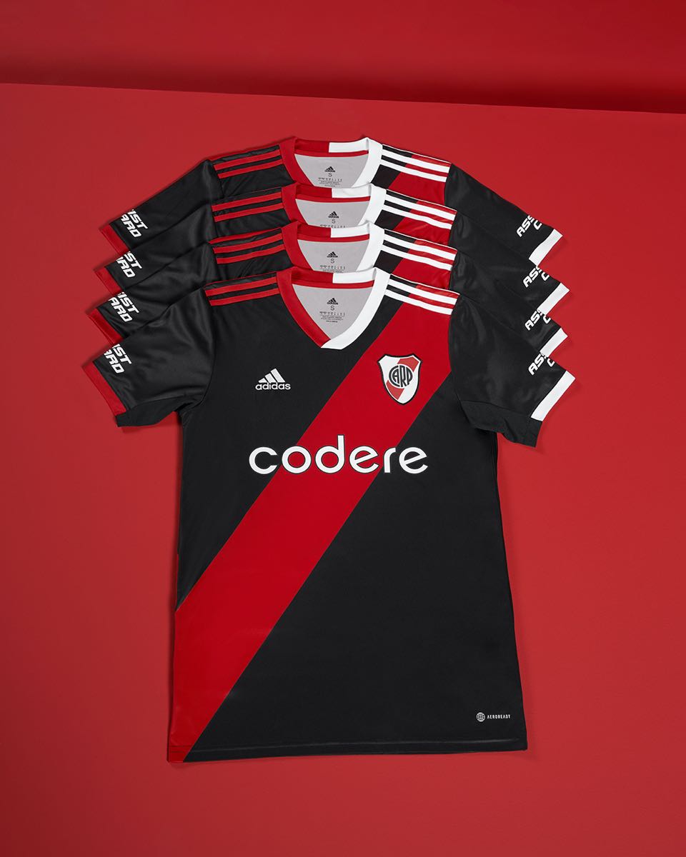 contenido matiz Enajenar Así es el diseño de la nueva camiseta de River Plate 2023 – PuroDiseño