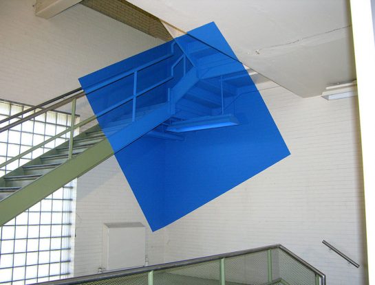 El arte geométrico y la fotografía arquitectónica que inspiraron el boom de la pintura sectorizada en la decoración