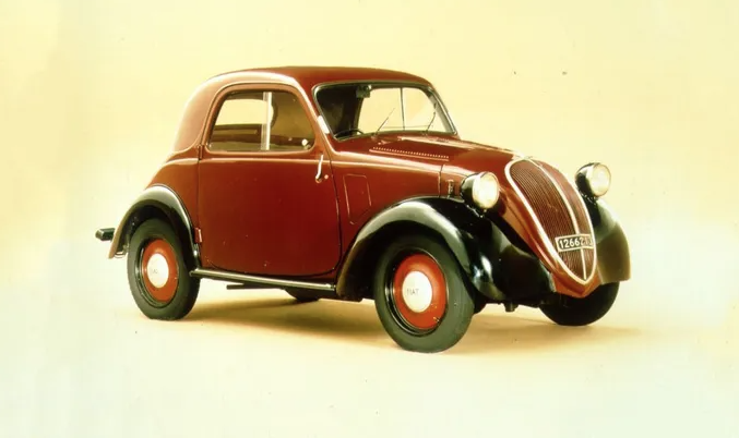 El modelo original del Fiat Topolino salió a mediado de la década de 1930. 