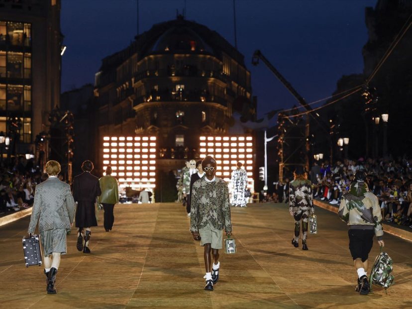 Pharrell Williams en Louis Vuitton: damouflage, lovers… palabras clave y  los mejores looks del debut de moda del año – PuroDiseño