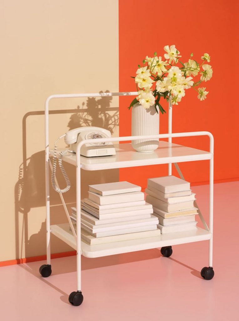 “Newly Made” de Ikea reinventa el mobiliario funcional y lúdico de los años 70 y 80. 