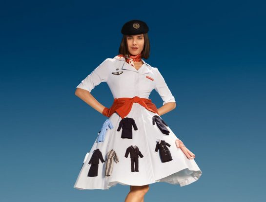 Air France se viste de moda en una fabulosa exhibición en las Galeries Lafayette de París