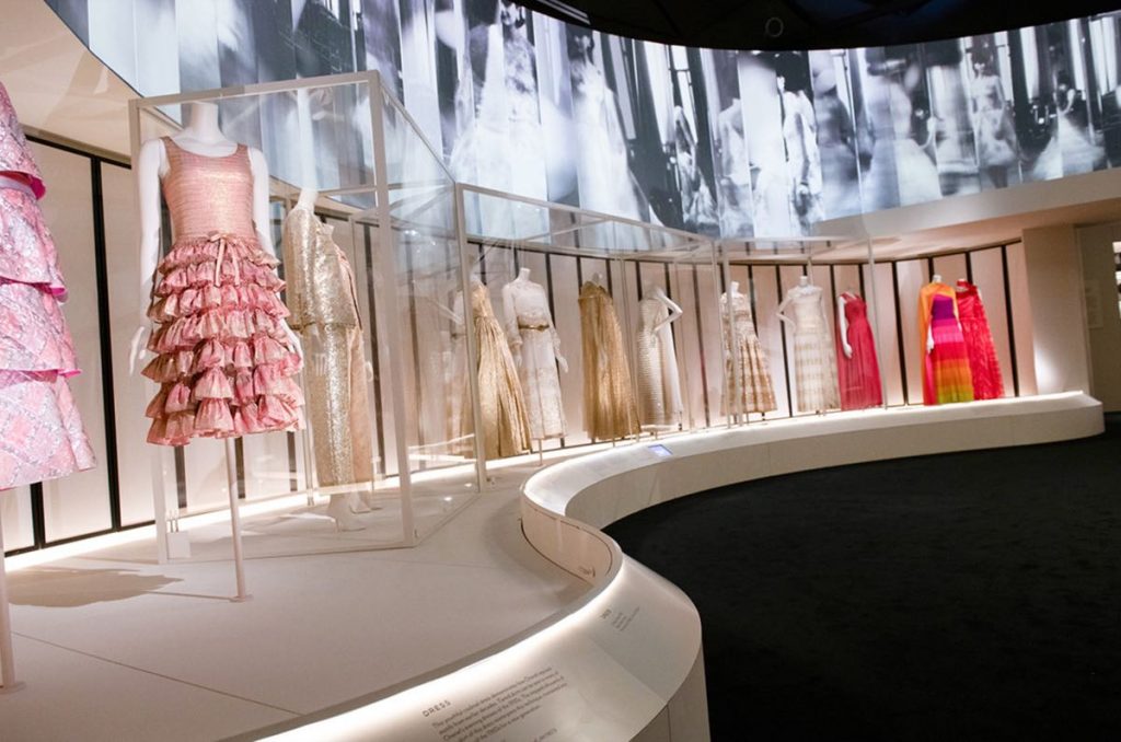“Gabrielle Chanel: Fashion Manifesto” en el museo V&A londinense. 