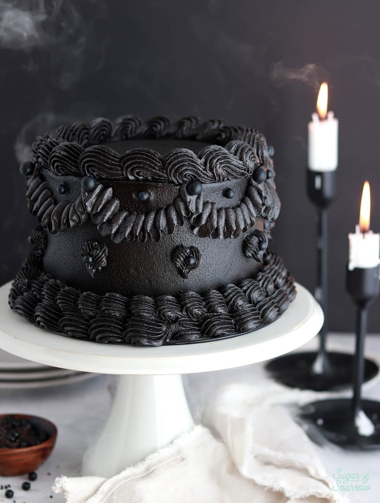La torta de terciopelo negro es boom de la gastronomía Halloween 2023. 