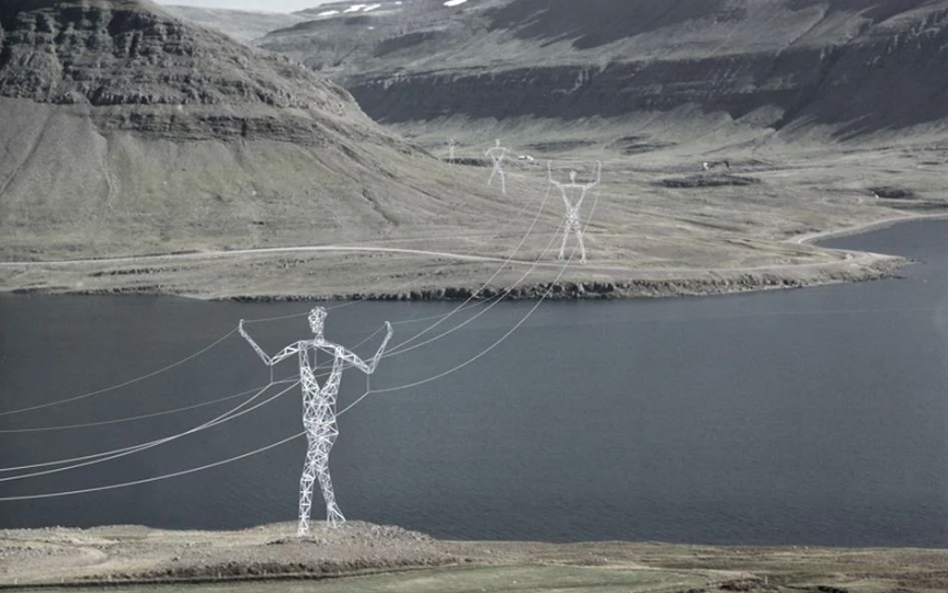 Desde Islandia, el proyecto “Tierra de gigantes” propone cambiar la visión de las torres de alta tensión. 
