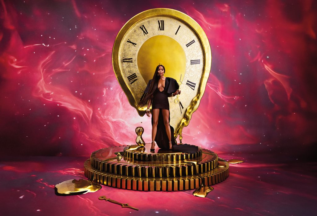 Naomi Campbell fue retratada bajo el título de “La que Detiene el Tiempo” en el Calendario Pirelli 2024. 