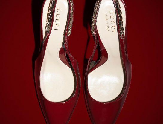Cherry red de Gucci: un color tendencia 2023 contra la Violencia de Género