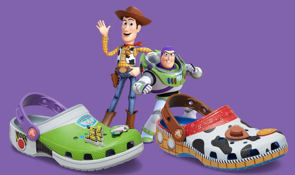 Crocs x Toy Story, un homenaje a Woody y Buzz Lightear. 