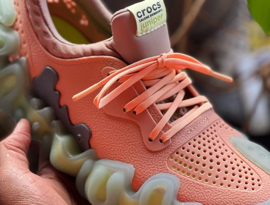 Crocs presentó su primera zapatilla (y su diseño fue una sorpresa)