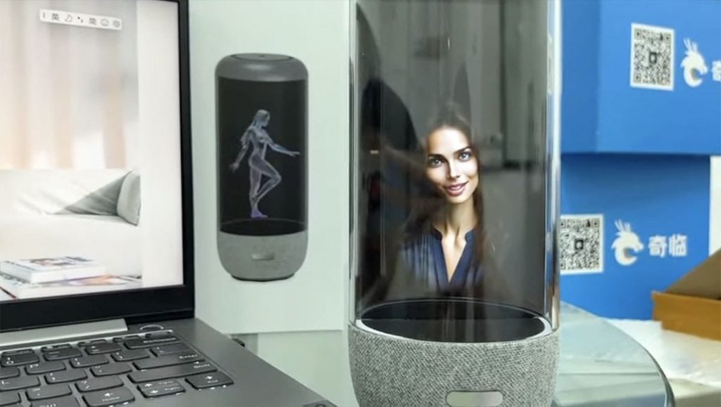 Con AI HoloBox los usuarios pueden conversar con un compañero digital creando una interacción más humana.