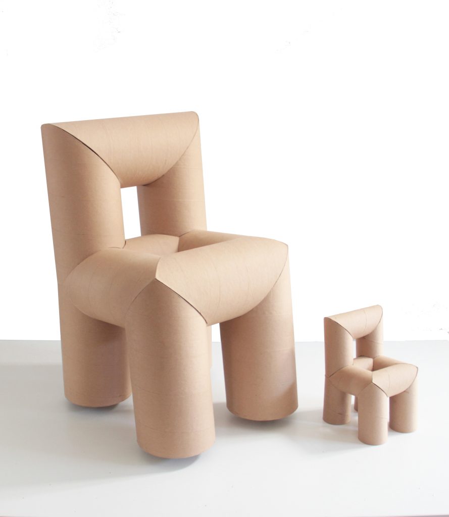 Las sillas de Nacho Ruiz de Galarreta sorprenden en Milan Design Week 2024. 