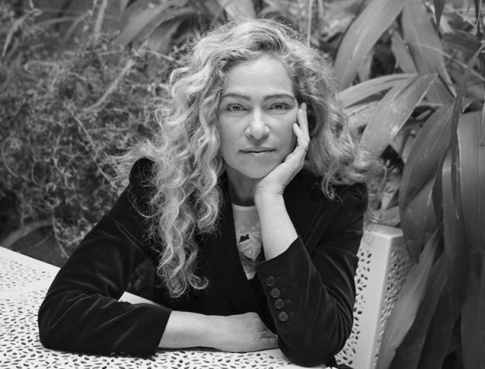 Retrato de Diana Cabeza: una diseñadora y arquitecta que dejó su sello de autora en las ciudades