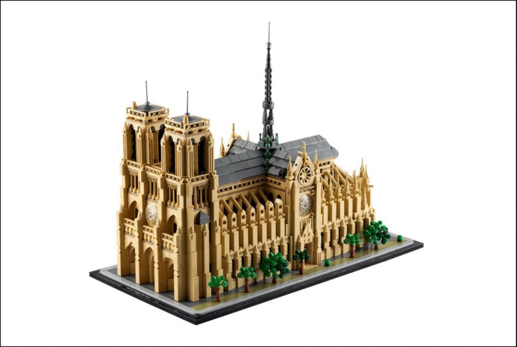 LEGO Architecture Notre-Dame tiene la apariencia de la joya de la arquitectura previa al incendio de 2019. 